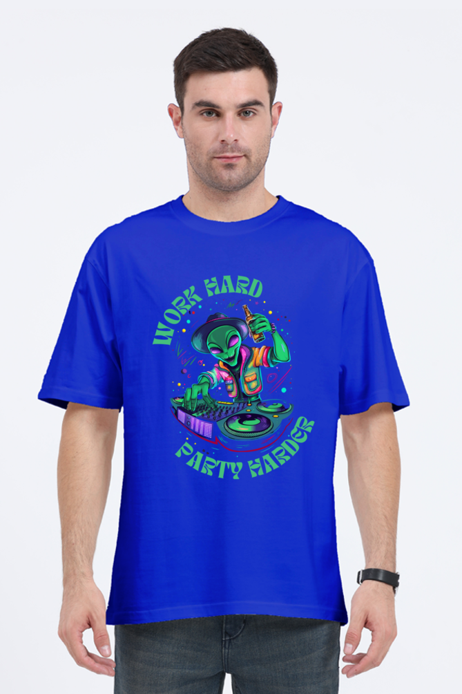 PARTY HARDER OVERSIZE CLASSIC TSHIRT