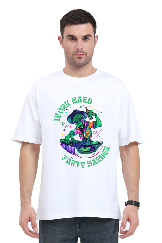 PARTY HARDER OVERSIZE CLASSIC TSHIRT